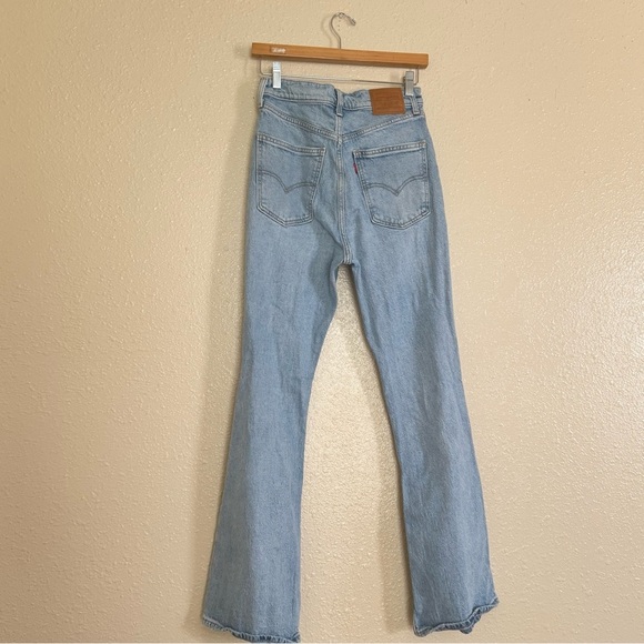 Levi’s 70’s High Rise Flare Jeans - Picture 4 of 9